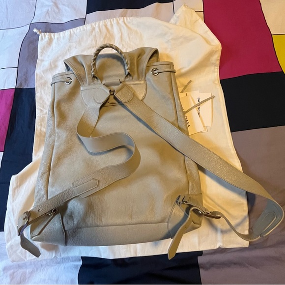 Balenciaga Metallic Edge Traveller Backpack - Picture 3 of 10